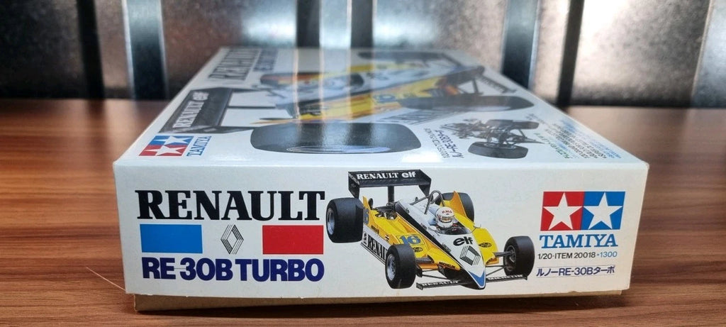 1983 Vintage Tamiya Renault RE-30B Turbo w Driver Figure 1/20 Plastic Model Kit